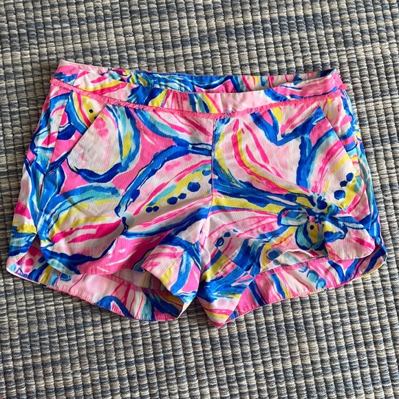Lilly Pulitzer shorts - Picture 1 of 1